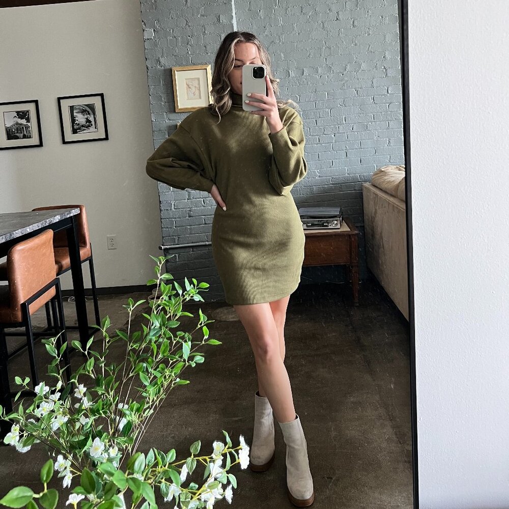 Nasty Gal Army Green Ribbed 3/4 Sleeve Dress